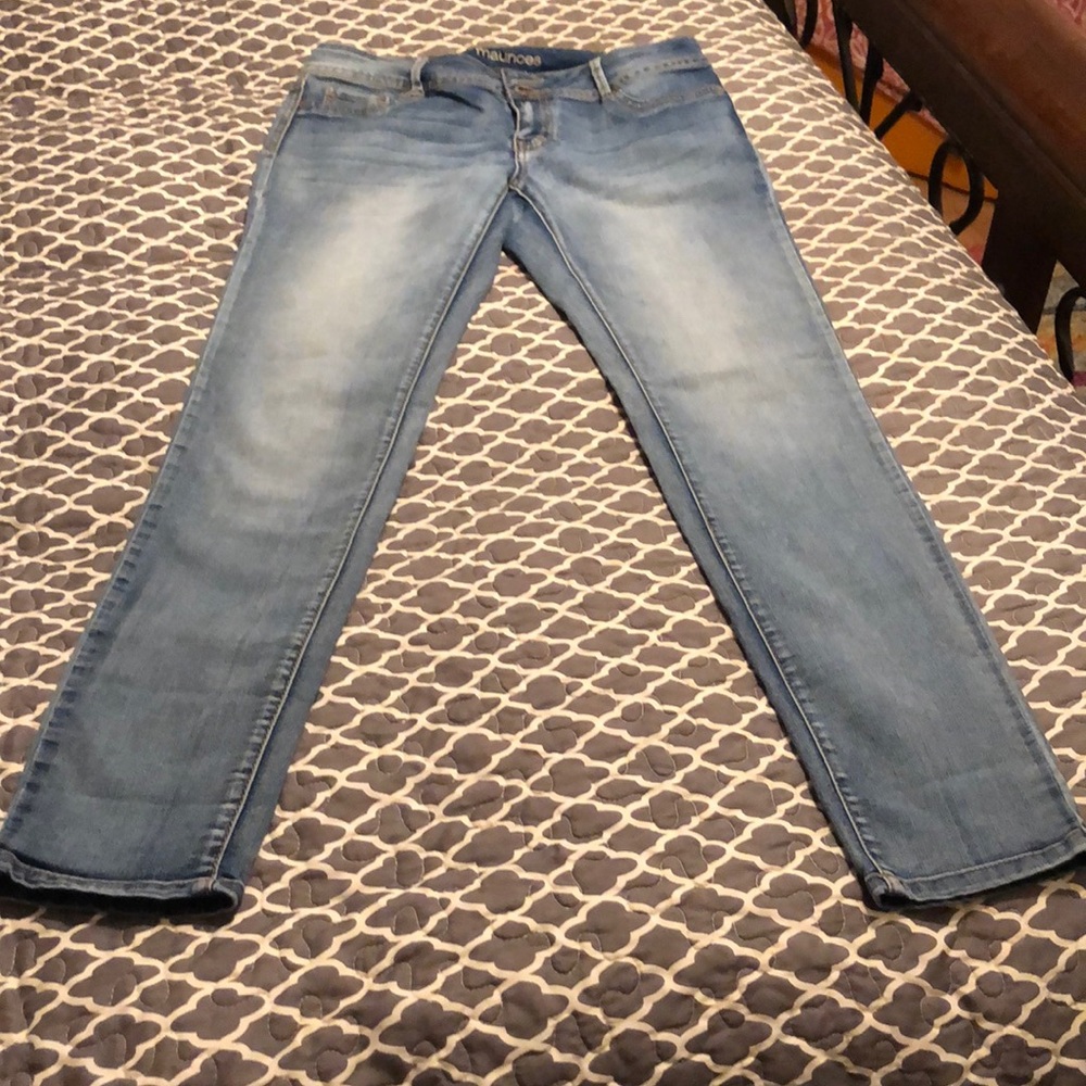 Light wash jegging/non smoking home